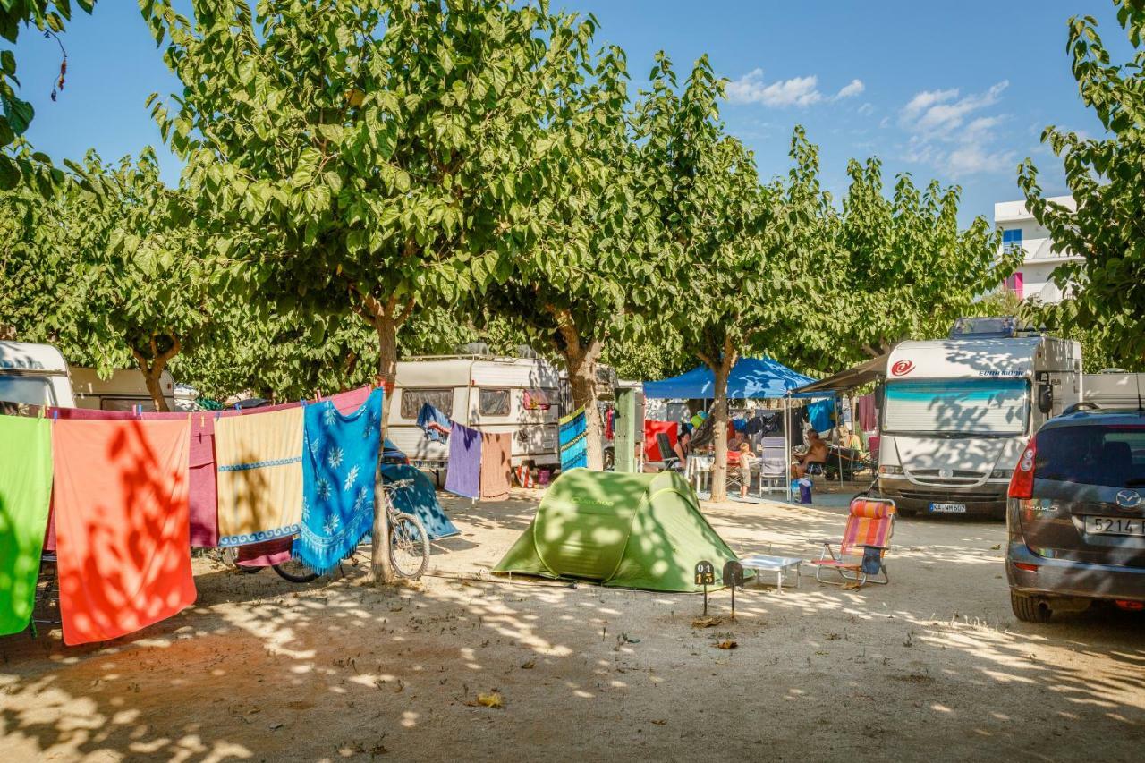 Camping Bellsol ピネダ・デ・マール エクステリア 写真